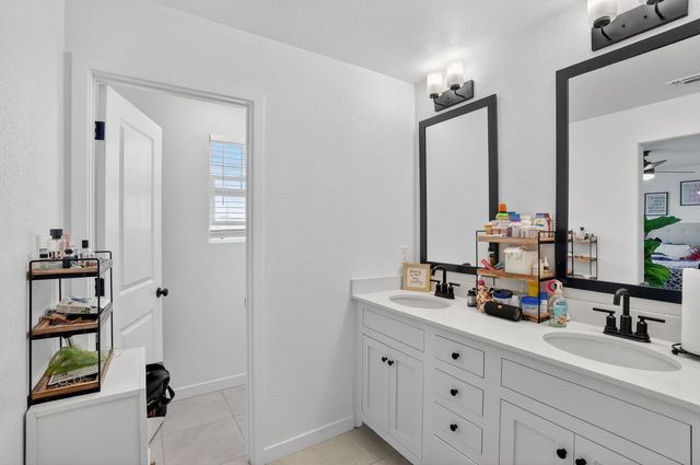 12175 Coal Creek Way, Rancho Cordova, CA 95742