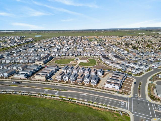 12175 Coal Creek Way, Rancho Cordova, CA 95742