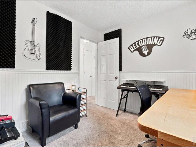 2232 E 18th St, Loveland, CO 80538