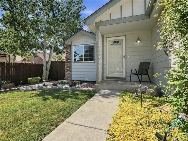 2232 E 18th St, Loveland, CO 80538