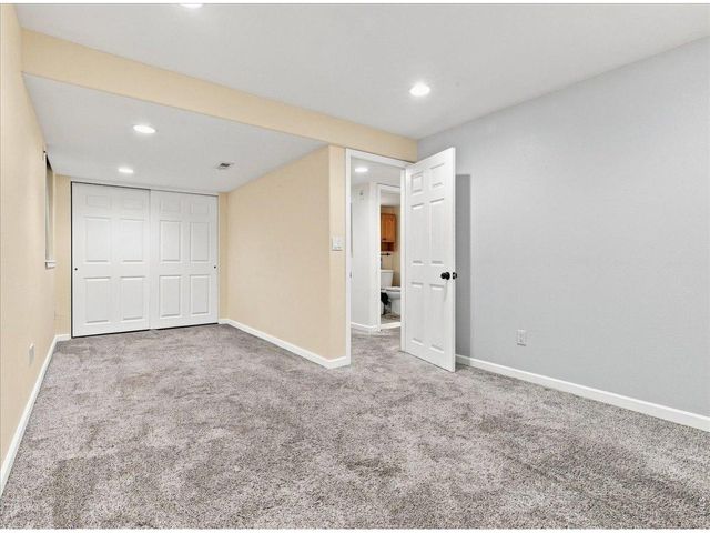 2232 E 18th St, Loveland, CO 80538