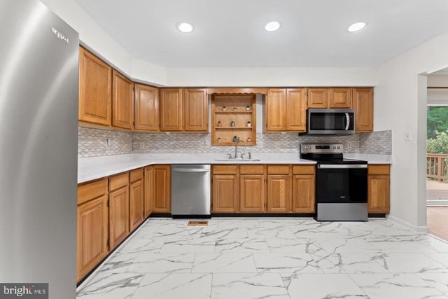 200 LIBERTY BLVD, Locust Grove, VA 22508