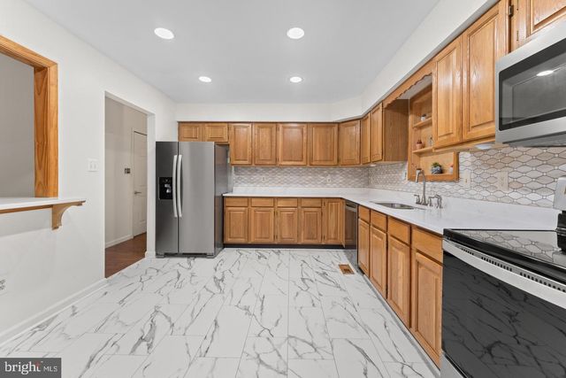 200 LIBERTY BLVD, Locust Grove, VA 22508