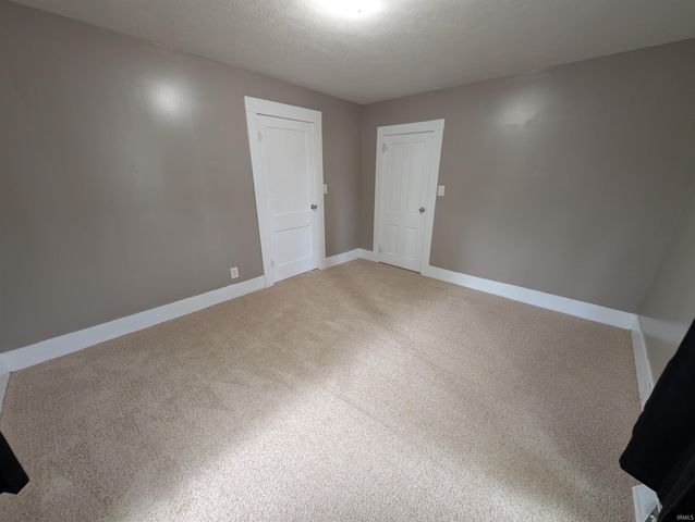 322 W 8th Street, Bicknell, IN 47512