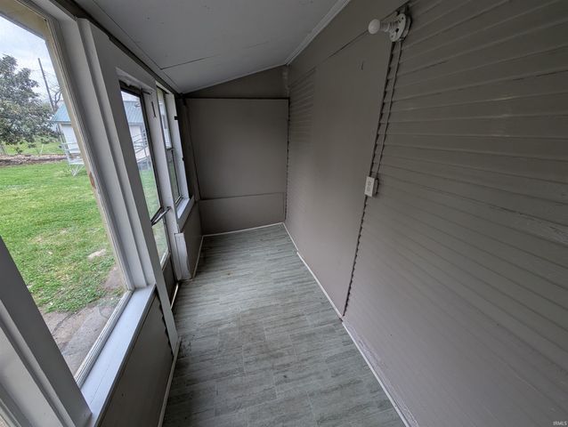 322 W 8th Street, Bicknell, IN 47512