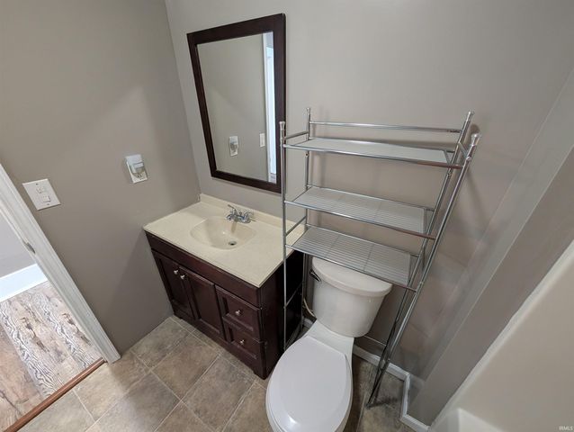 322 W 8th Street, Bicknell, IN 47512