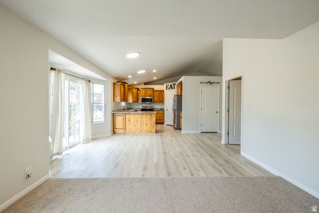 956 W BURRO WAY, Saratoga Springs, UT 84045
