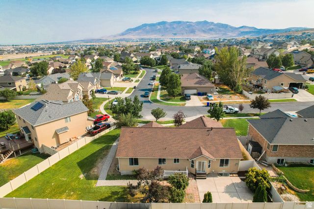 956 W BURRO WAY, Saratoga Springs, UT 84045