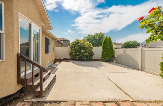 956 W BURRO WAY, Saratoga Springs, UT 84045
