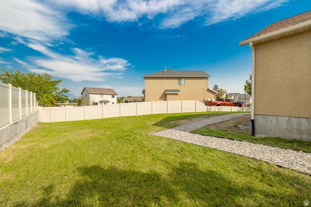 956 W BURRO WAY, Saratoga Springs, UT 84045