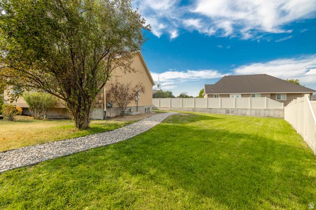 956 W BURRO WAY, Saratoga Springs, UT 84045