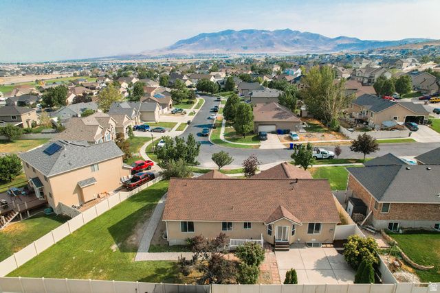 956 W BURRO WAY, Saratoga Springs, UT 84045