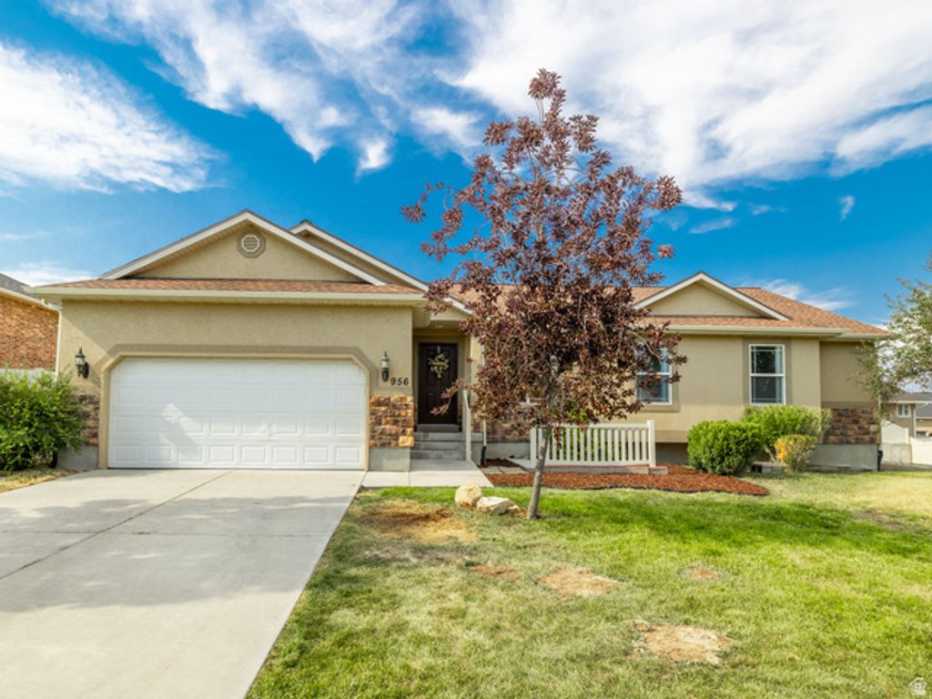 956 W BURRO WAY, Saratoga Springs, UT 84045