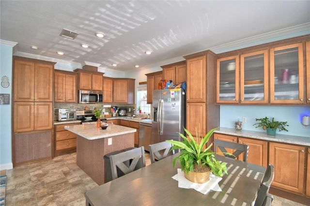 251 PATTERSON ROAD I54, Haines City, FL 33844