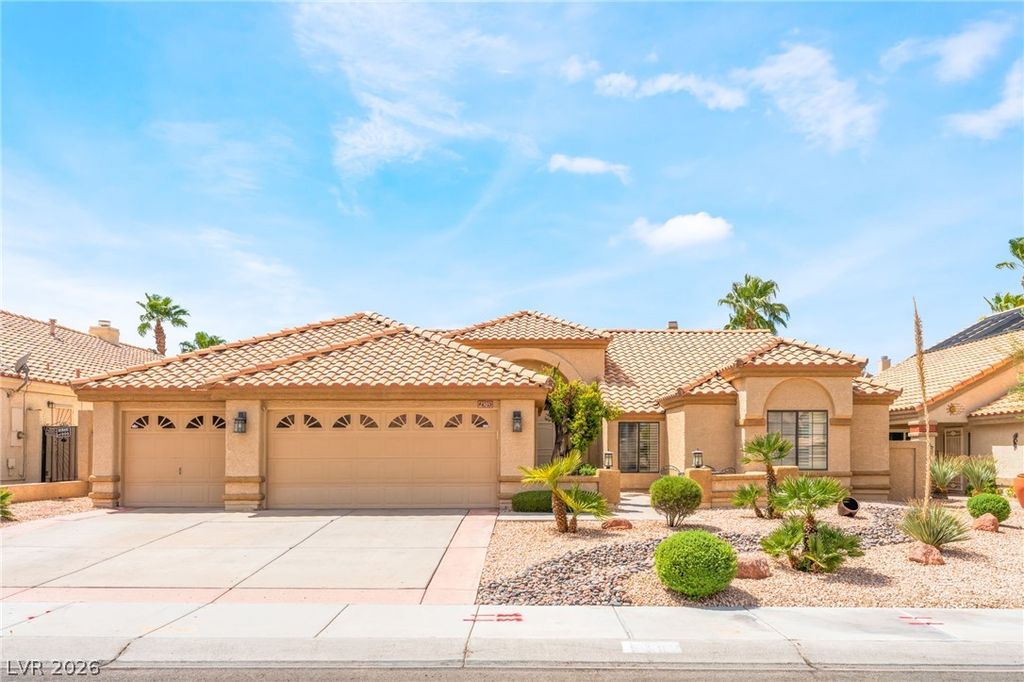2305 Bear Valley Street, Las Vegas, NV 89128 — photo 3