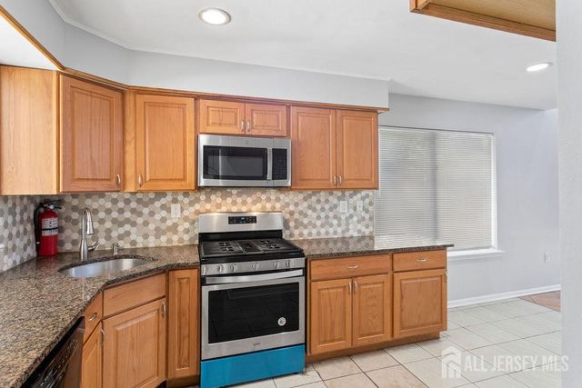 65 Allison Road, East Windsor, NJ 08520