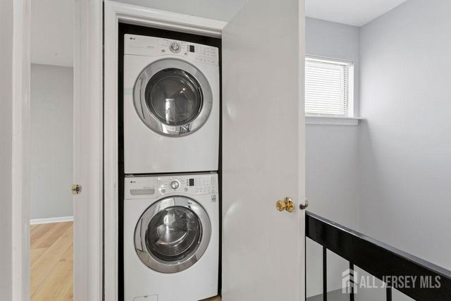 65 Allison Road, East Windsor, NJ 08520