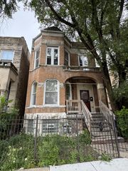 1806 S Homan Avenue, Chicago, IL 60623