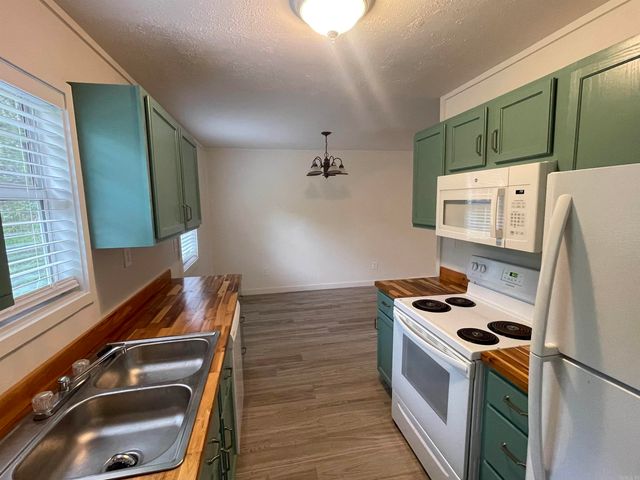 3076 Greers Ferry Rd, Drasco, AR 72530