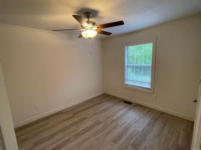 3076 Greers Ferry Rd, Drasco, AR 72530