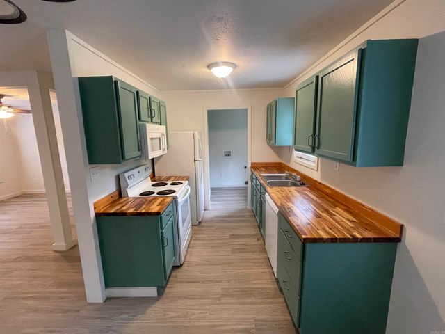3076 Greers Ferry Rd, Drasco, AR 72530