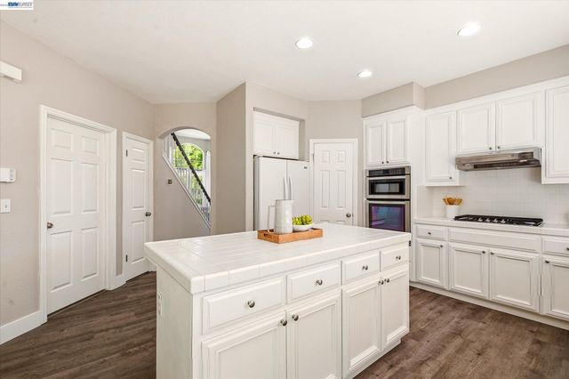 2057 Calle Ricardo, Pleasanton, CA 94566