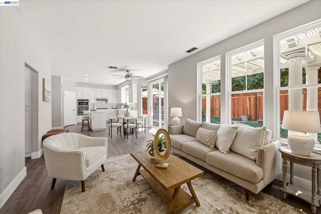 2057 Calle Ricardo, Pleasanton, CA 94566