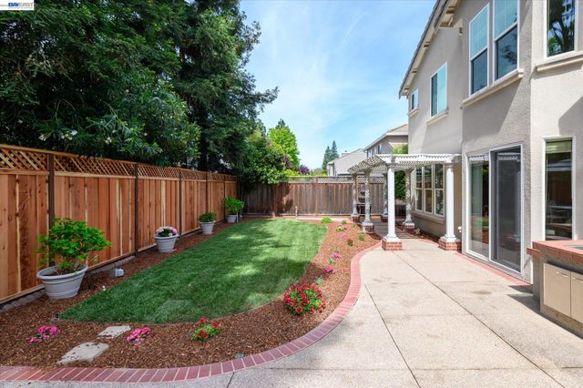 2057 Calle Ricardo, Pleasanton, CA 94566