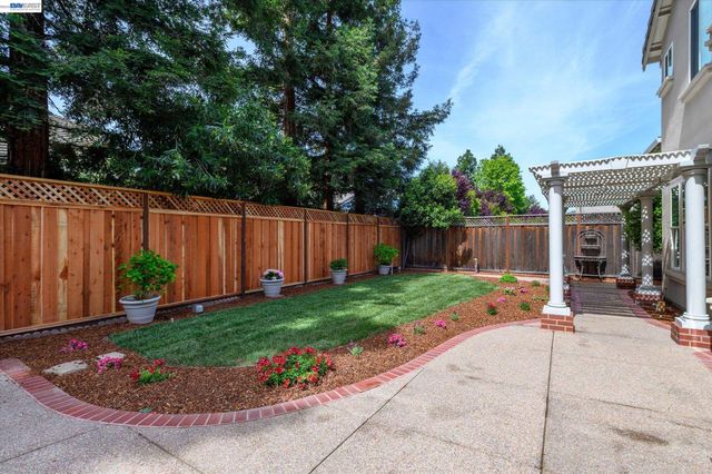 2057 Calle Ricardo, Pleasanton, CA 94566