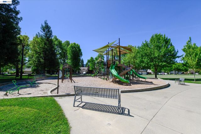 2057 Calle Ricardo, Pleasanton, CA 94566