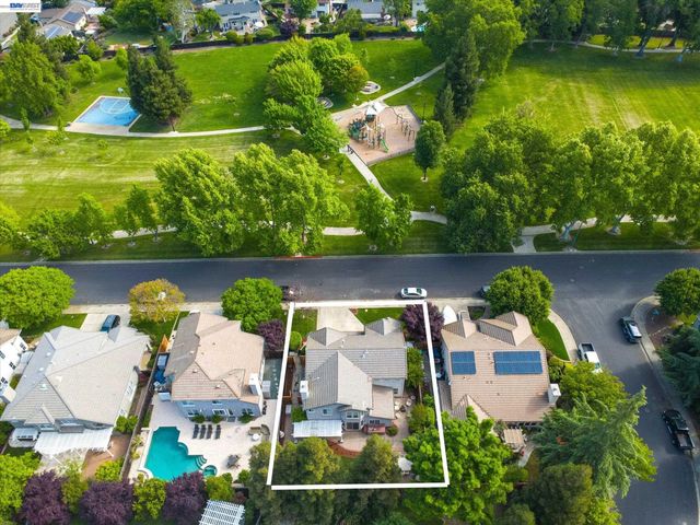 2057 Calle Ricardo, Pleasanton, CA 94566