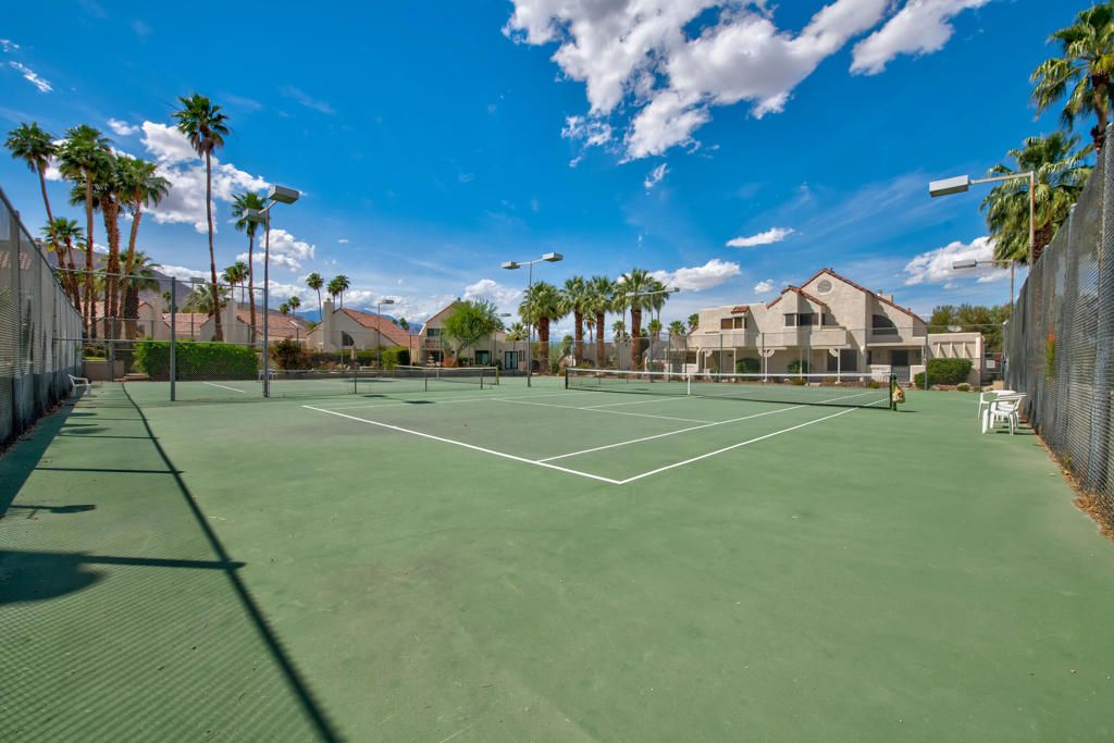 Image 27 of property listing at 73280 Shadow Mountain Drive D, Palm Desert, CA 92260