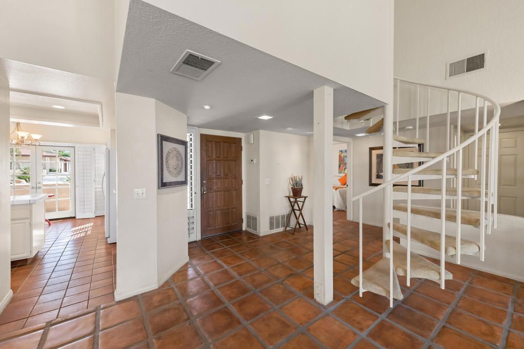 Image 4 of property listing at 73280 Shadow Mountain Drive D, Palm Desert, CA 92260