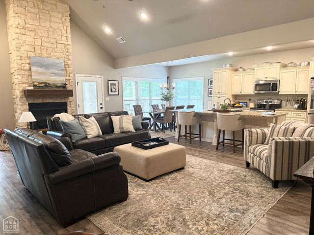 4341 Cypress Pointe Lane, Jonesboro, AR 72405