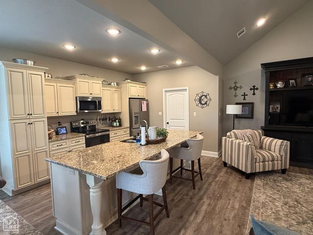 4341 Cypress Pointe Lane, Jonesboro, AR 72405