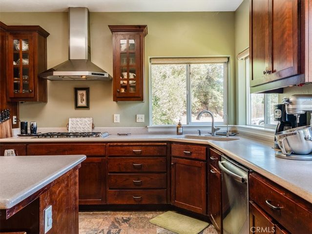 1575 Parkhill Road, Santa Margarita, CA 93453