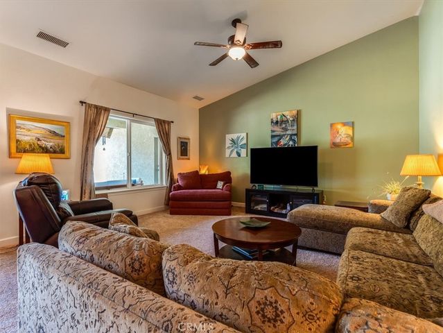 1575 Parkhill Road, Santa Margarita, CA 93453