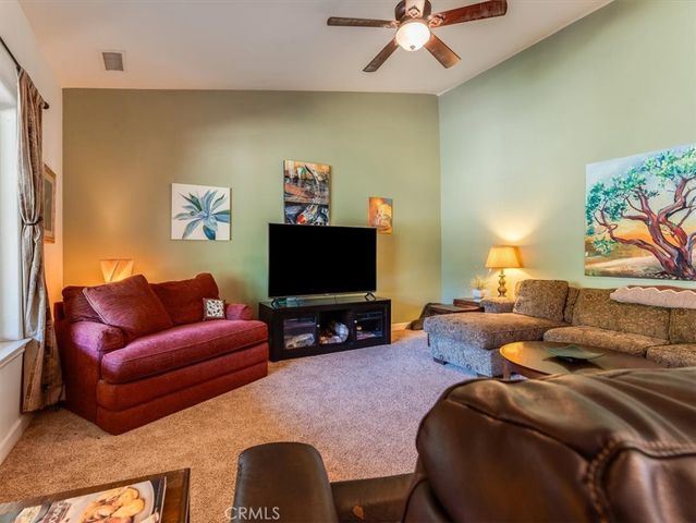 1575 Parkhill Road, Santa Margarita, CA 93453