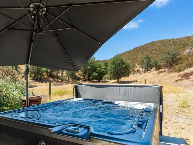 1575 Parkhill Road, Santa Margarita, CA 93453