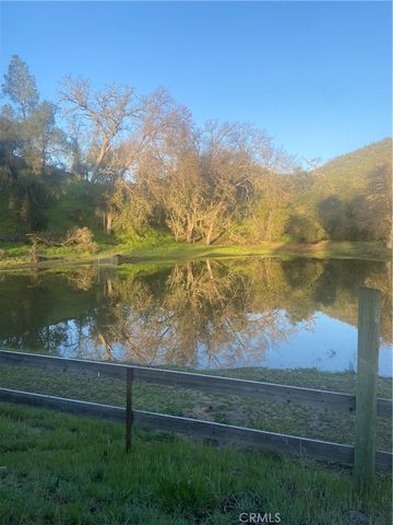 1575 Parkhill Road, Santa Margarita, CA 93453