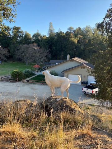 1575 Parkhill Road, Santa Margarita, CA 93453