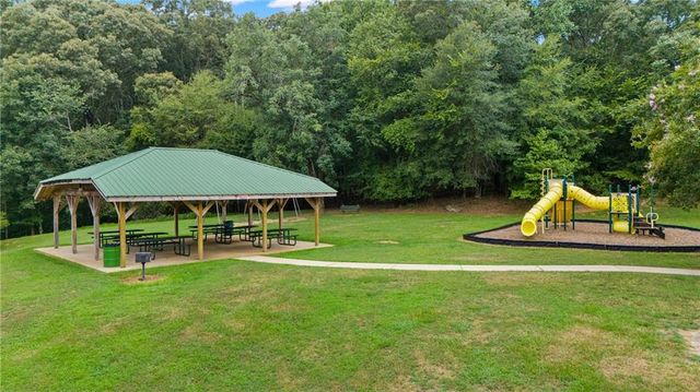 152 Herring Drive, Hoschton, GA 30548