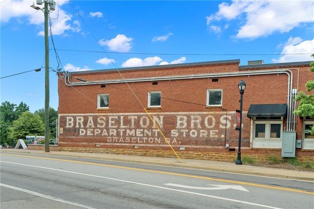 152 Herring Drive, Hoschton, GA 30548