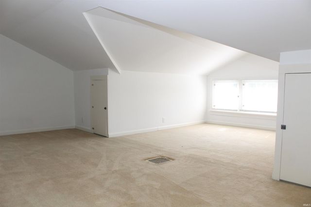 610 S Benninghof Avenue, Evansville, IN 47714