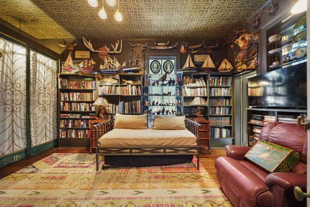 1107 Church Street, Galveston, TX 77550