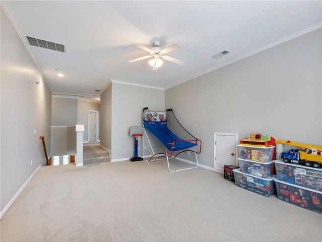 7529 Brookstone Circle, Flowery Branch, GA 30542