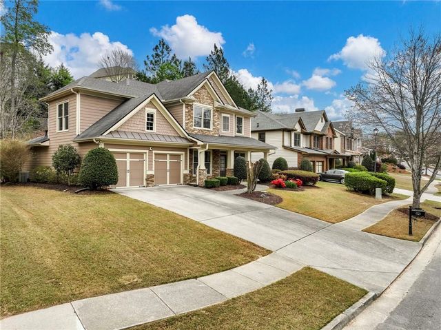 7529 Brookstone Circle, Flowery Branch, GA 30542