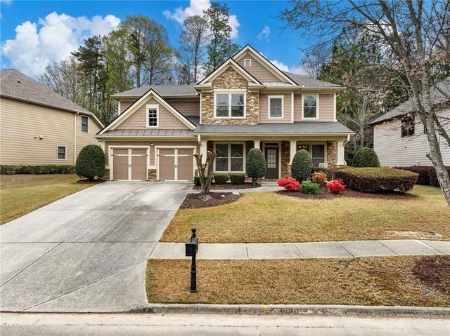 7529 Brookstone Circle, Flowery Branch, GA 30542