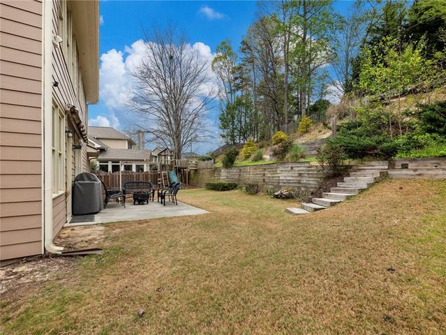 7529 Brookstone Circle, Flowery Branch, GA 30542