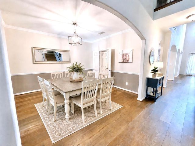 2410 Lakeway Drive, Friendswood, TX 77546